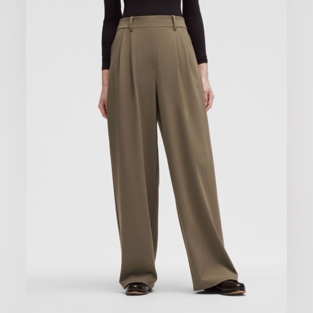 Lululemon Daydrift High-Rise Trouser Regular - Picture 2 of 6